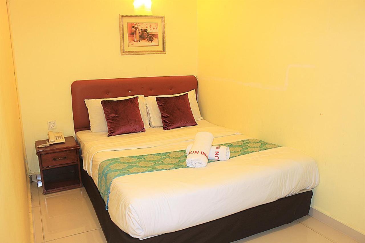 Sun Inns Hotel Ayer Keroh Bagian luar foto