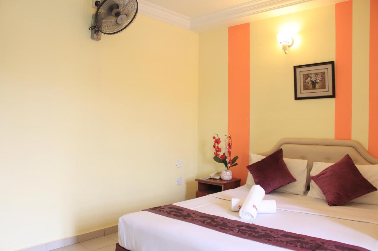Sun Inns Hotel Ayer Keroh Bagian luar foto