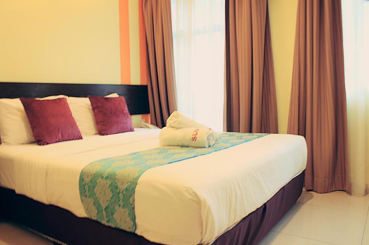 Sun Inns Hotel Ayer Keroh Bagian luar foto